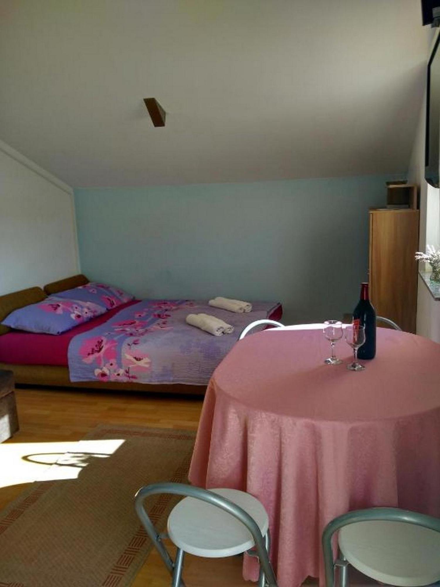 Apartments Vala Vinišće Værelse billede